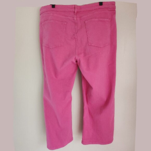 Brand New Pilcro The Yaya Mid-Rise Crop Glare Jeans - Picture 10 of 16